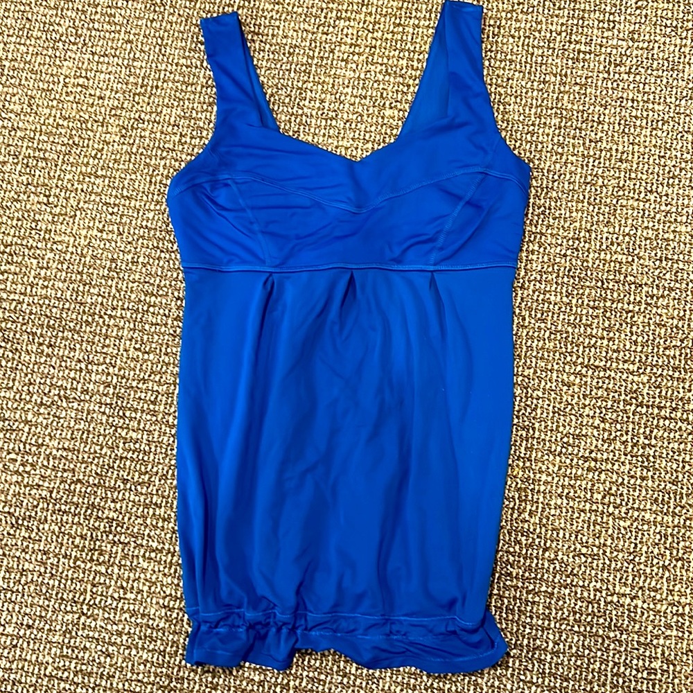 Lululemon tank